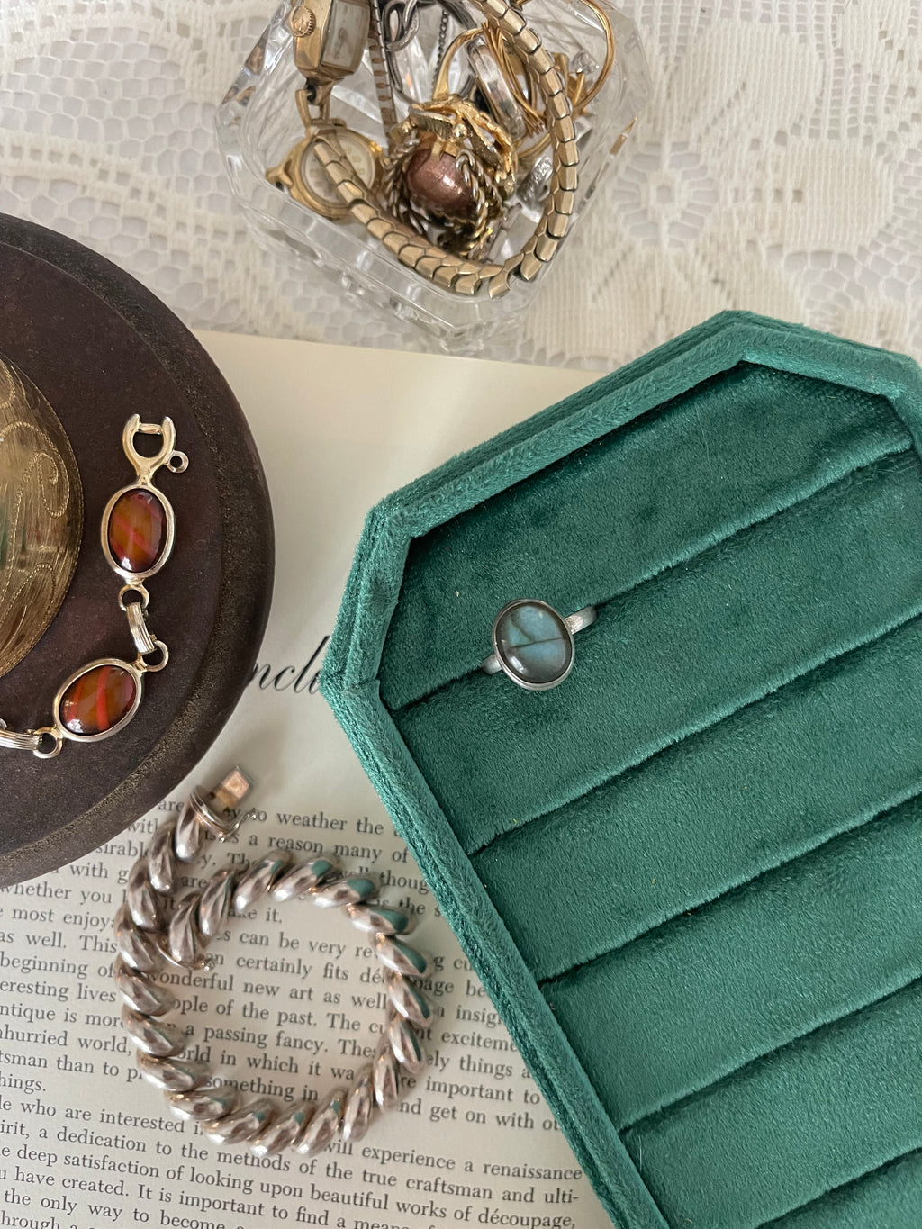 Labradorite ring